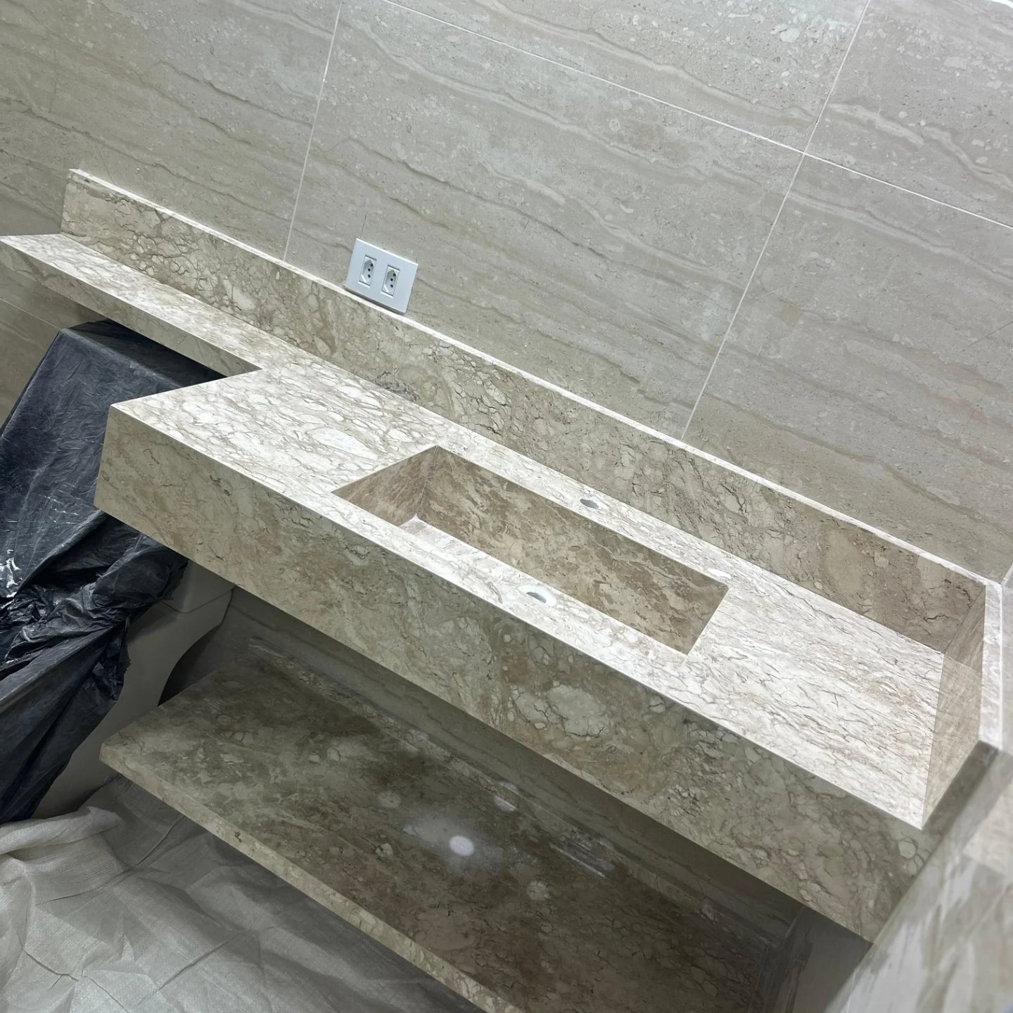 Bancada de banheiro sob medida